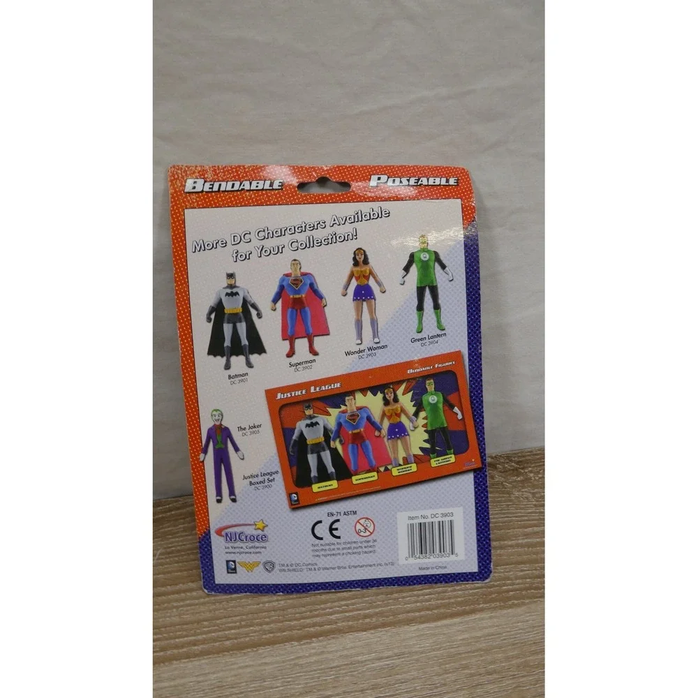 Wonder Woman DC Bendable Poseable Figure Bend-Ems Sunny Days NJ Croce New